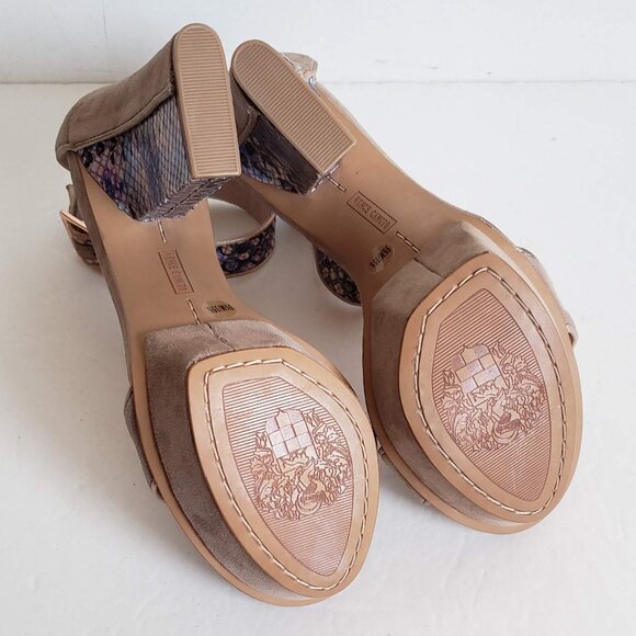 New VINCE CAMUTO Leather Suede Platform Sandal Ankle Strap Snakeskin Pumps Heels - Picture 7 of 10